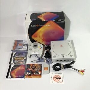 SEGA Dreamcast Launch Edition Home Console With Box Console Controller Cables